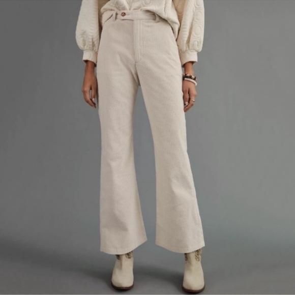 NWT Levi's Math Club High Rise Corduroy Flare Pants in Cream - Picture 1 of 15